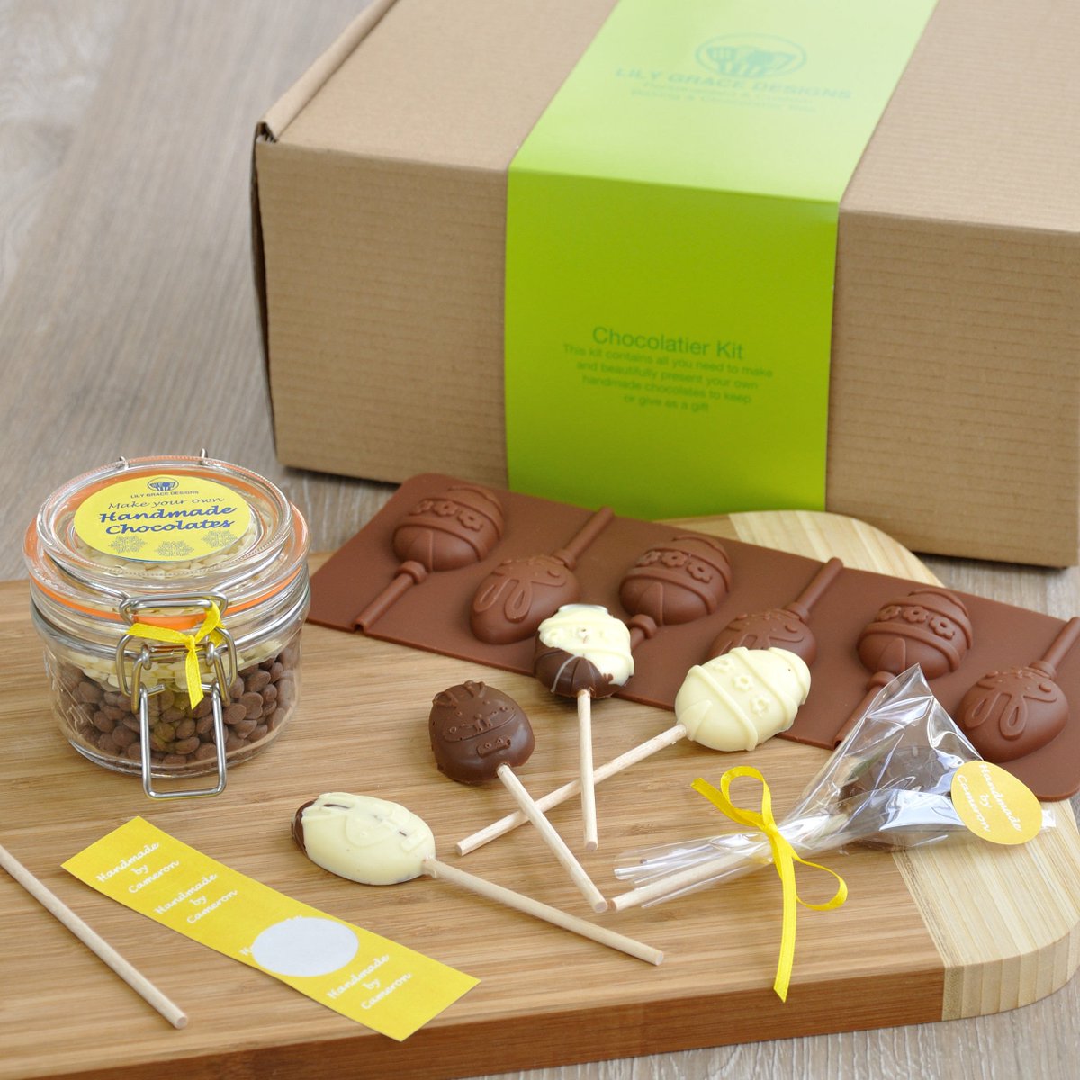 Excited to share the latest addition to my #etsy shop: Easter Holiday Activity, Easter Gift, Make Easter Chocs Lollipops, Easter egg lollipop, Easter bunny lolly, Messing in kitchen, Handmade etsy.me/2FDIueK #plantsandedibles #birthday #lollipopkit #makelollipop