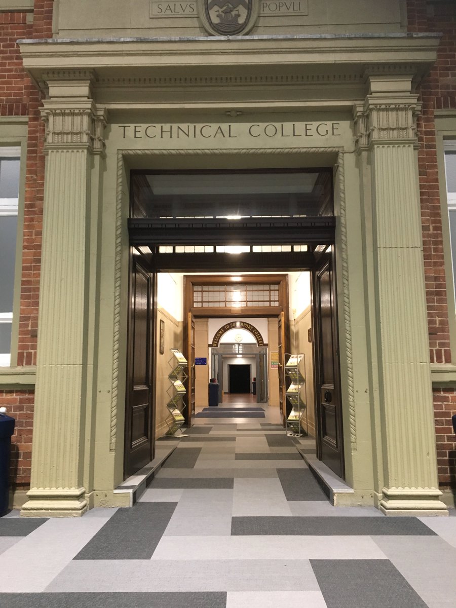 Stunning design using #2tec2 #wovenvinylflooring #carpet #carpettile #flooring #interiordesign #officedesign #workplacedesign #officerefurbishment #materialsfordesign #retailinteriors #interiordesign #retailfitout #hoteldesign #hotelinteriors innerspacecheshire.co.uk