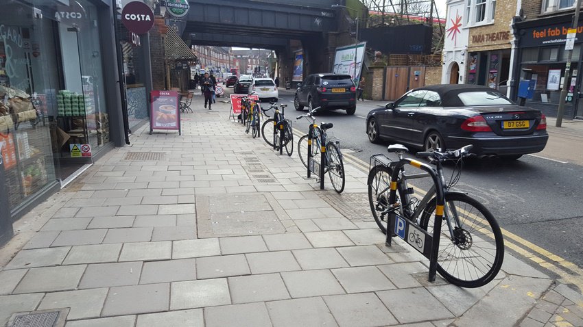 We've installed some very useful street furniture as part of our ongoing efforts to prevent large delivery lorries parking on the pavement near #Earlsfield station #twobirdsonestone