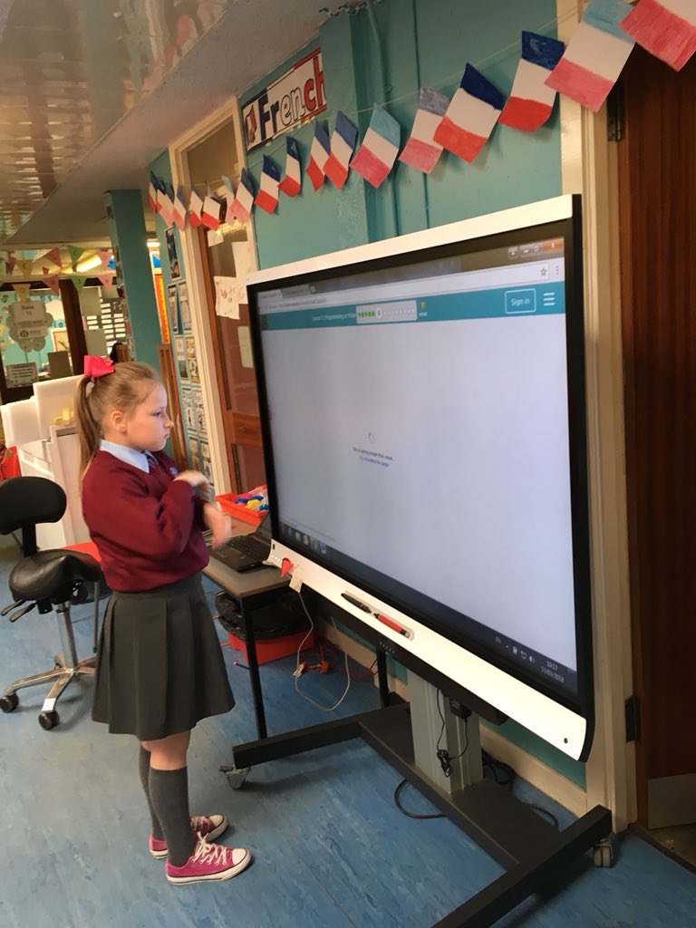 missafeeney's tweet image. Learning to use functions in coding @DL_for_All @MissJolly525 @StTimothysG41 #coding #code #primarycoding #hourofcode #code.org