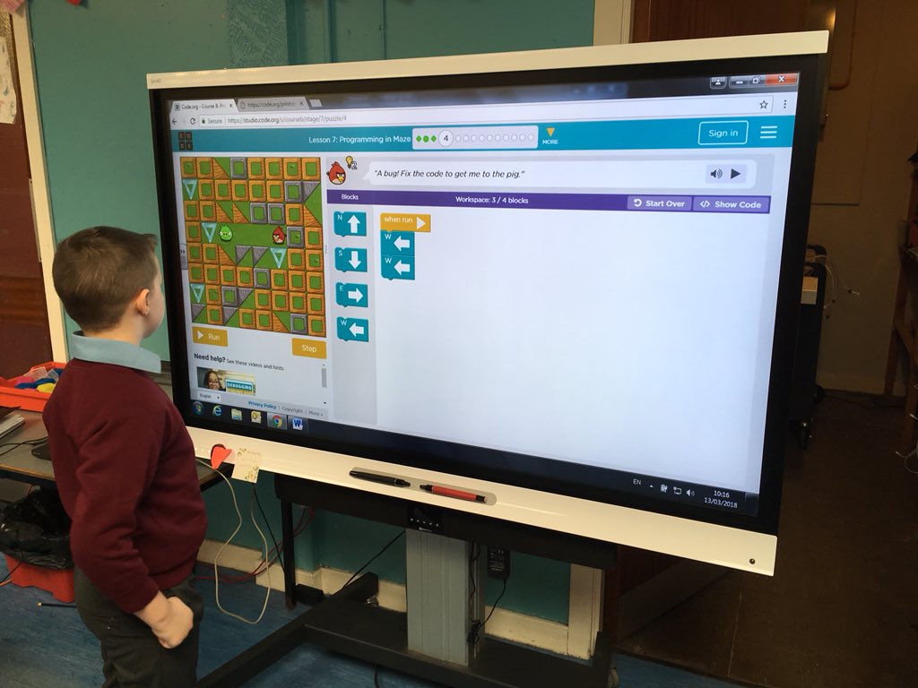 missafeeney's tweet image. Learning to use functions in coding @DL_for_All @MissJolly525 @StTimothysG41 #coding #code #primarycoding #hourofcode #code.org