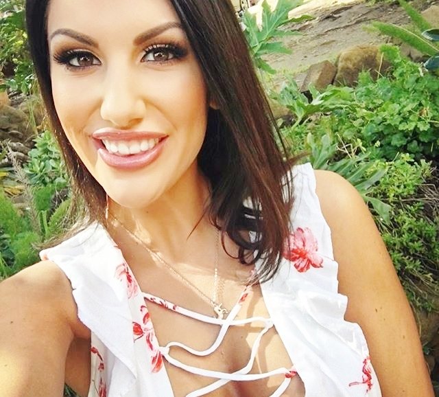 AugustAmesFan's tweet photo. ✨"Let us always meet each other with a smile, for the smile is the beginning of love."~ Mother Teresa✨

@AugustAmesxxx 💛☀ https://t.co/3tCMz7zqB9