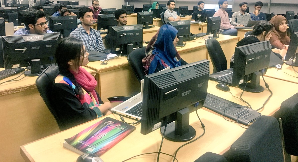 TechHubConnect's tweet photo. “Choose the demo that fulfills your development purpose! Only then will you be able to make an efficient website”-@adnannazirr (instructor)
#WordPress #Foreelancing https://t.co/1piPi39V3Y