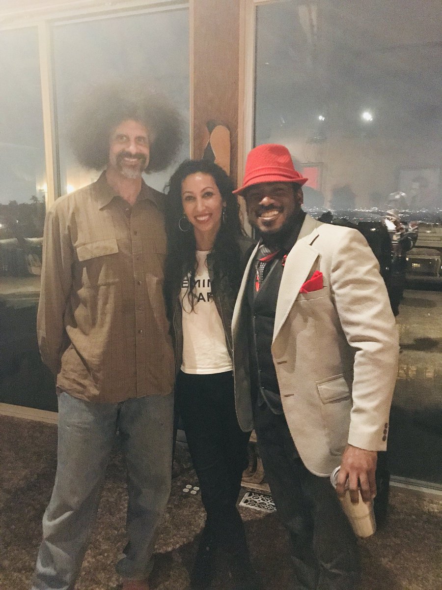 DrNoosh_V's tweet image. A truly magical moment for #artivists last night. From our notebooks to your home.  Thank You @NiggaTheory for encouraging me to share my words and ❤️ with such an amazing community! Plenty more to come...