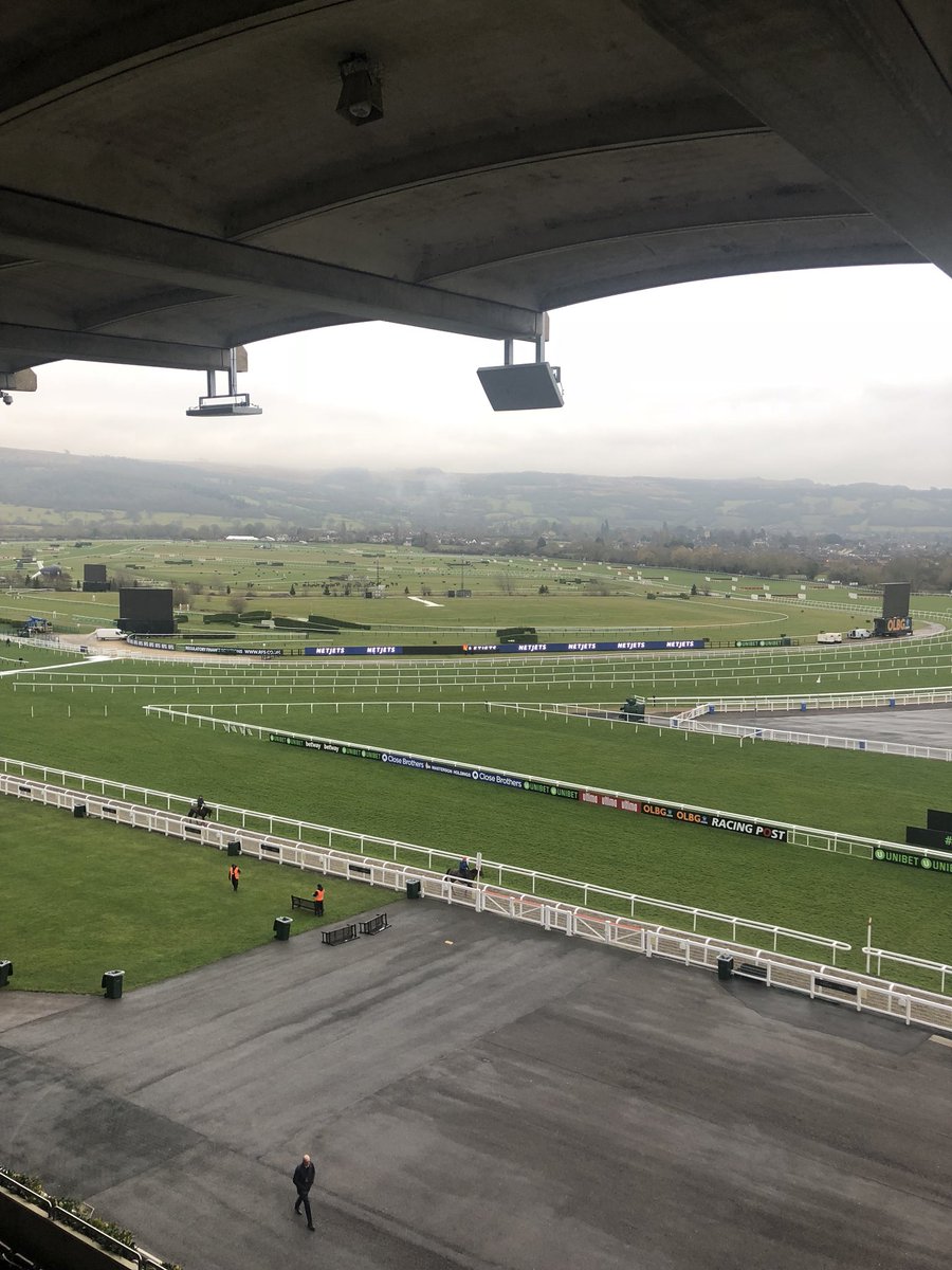 Laura Woods tweet media