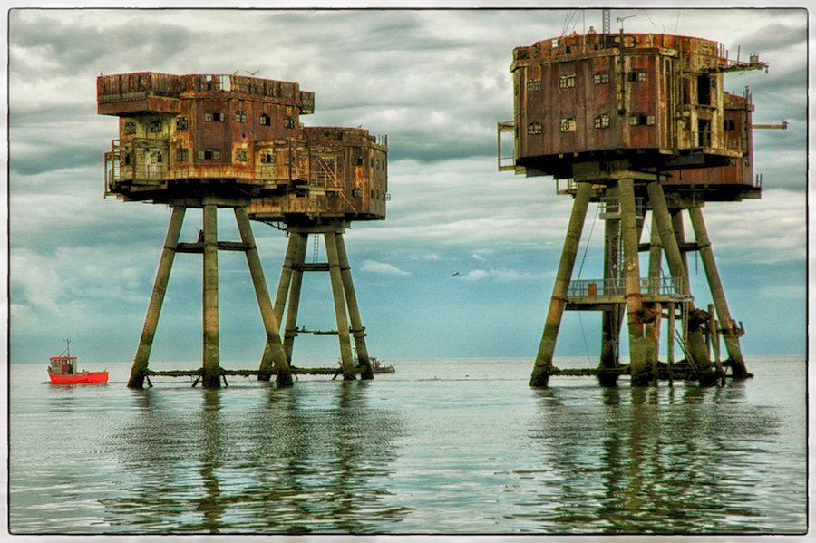 WITatWhitstable's tweet photo. We are very pleased to now stock some fantastic new cards by local photographer Gerry Atkinson.  With images including the iconic Neptune and the mysterious Maundsell Forts, pop in soon and view her collection for a truly unique picture of Whitstable #WIT #shoplocal #whitstable https://t.co/qu01K6lzty