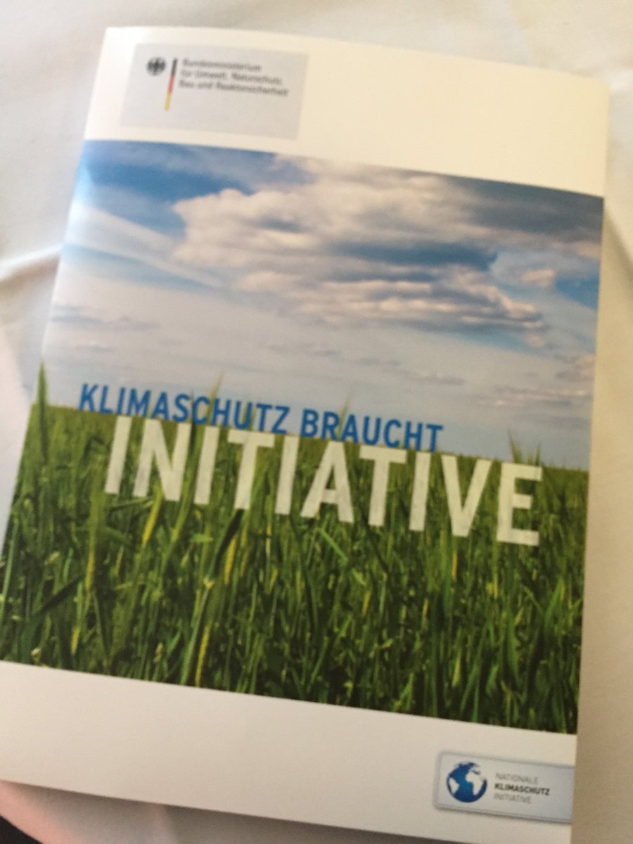 hde_klimaschutz's tweet photo. #NKI Vernetzungstreffen heute in Berlin: #Klimaschutz braucht Initiative #BMUB #kalkscheune https://t.co/PQVH52hEhP