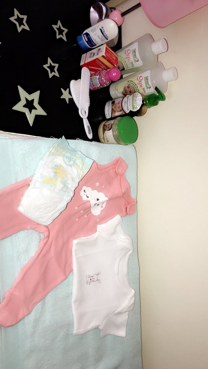 Naomi Dinamona Leelou Utilise Les Produits De La Gamme Bebe De Maisonsanzoo Depuis Sa Naissance Et Je Suis Super Satisfaite 100 Bio Riche Abordable Mais Surtout 100 Camerounais Vraiment