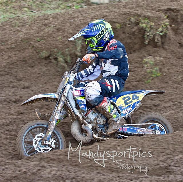 mandysportpics's tweet photo. @lewisproud_24 @whyarai @alpinestars @motocross_in_pictures @motocross_lovers_and_riders #prestondocksmx #prestonmx #pdmx #mx90 #mxkids #mxpics #mandysportpics #motocrossrider #motocrosspictures #motocross #motorsport #motorsportphotography #kidswithtale… https://t.co/HLHjv4NrrL https://t.co/09MXstxzBZ
