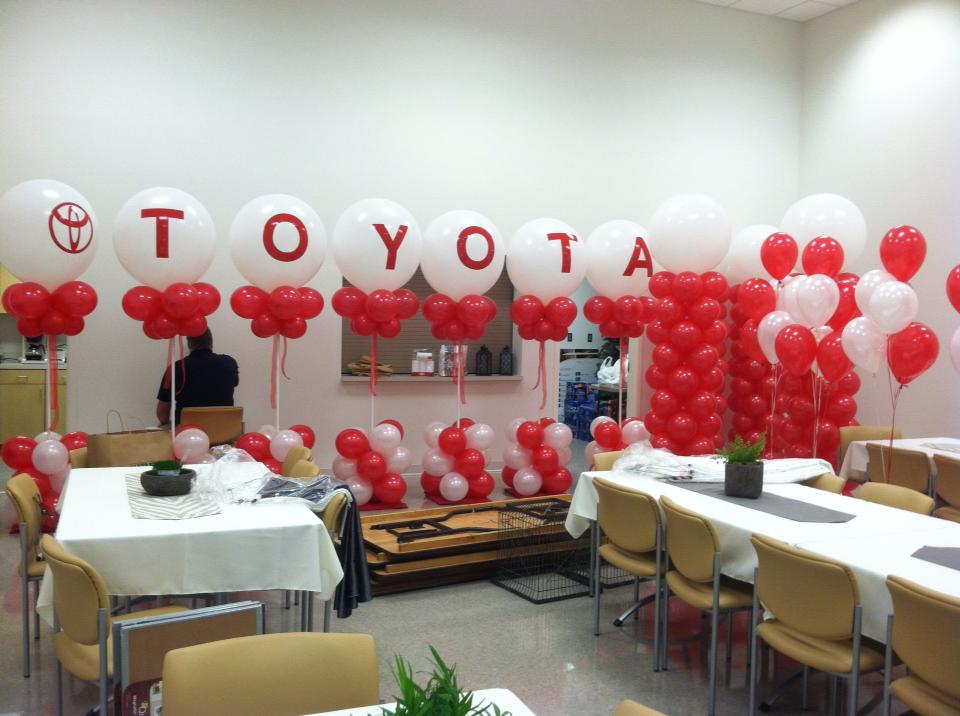 CinemaFactory_'s tweet photo. Toyota Business Anniversary event
Our Client Toyoto says "Moving Forward"
Pleasure working for such a iconic brand.
#cfe #toyota #corporateevent #eventplanners #brandmanagement #marketing #decor #creatives #automotive #automobile #success https://t.co/QvbzKy3WxC