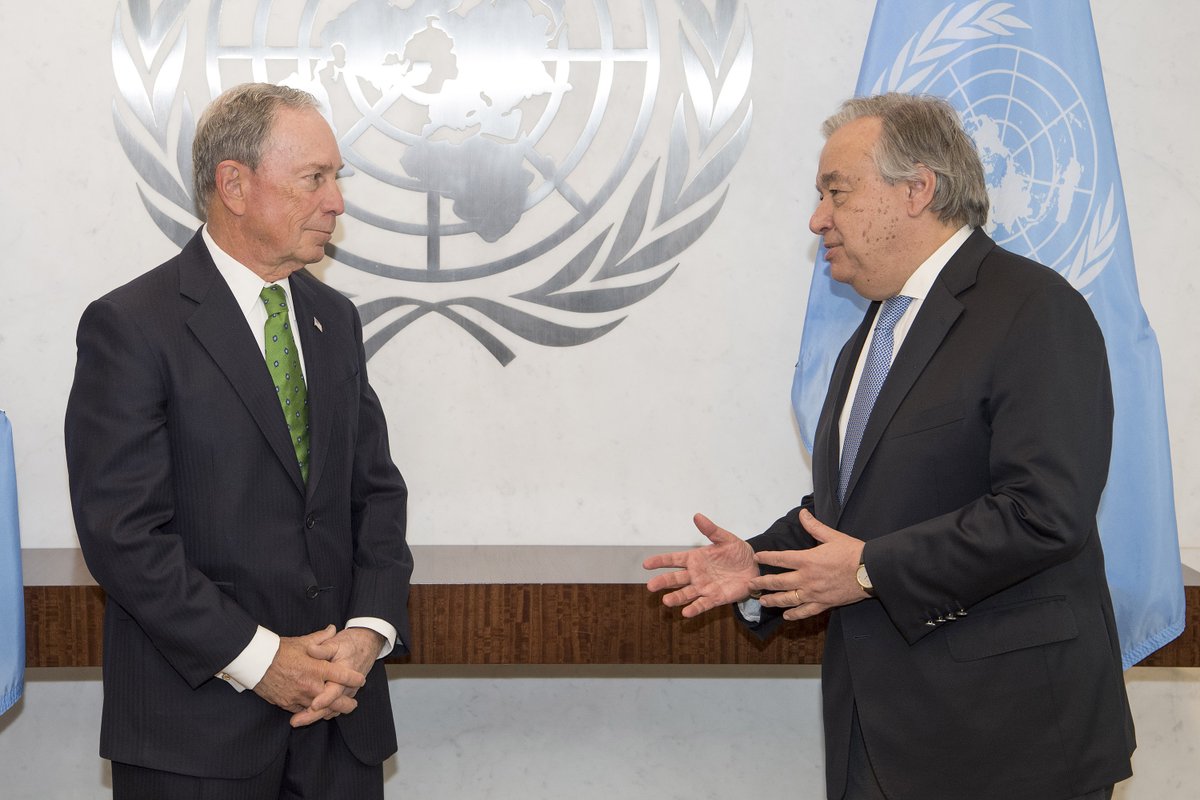CMNUCC's tweet photo. El secretario general de la @ONU_es @antonioguterres nombro a  @MikeBloomberg como enviado especial para la #acciónclimática. Ambos consideran que es vital reducir las emisiones de carbono para frenar el aumento de la temperatura global. https://t.co/GE3ijrRgUr https://t.co/HKw99EDHrd