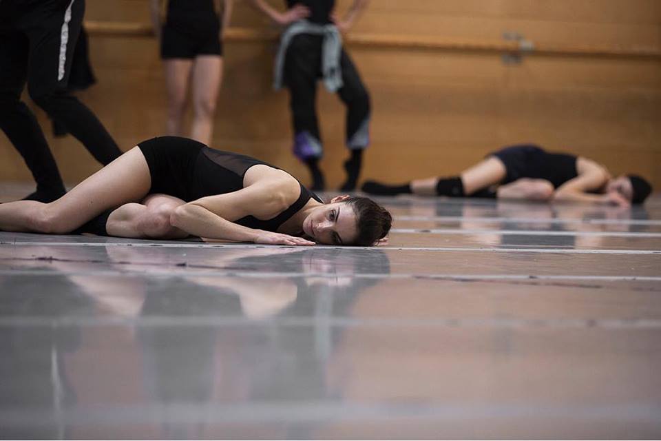 #Rehearsal National Dance Company, 'Gods and dogs' from jiri kylián. Dancer: #SaraFernándezLópez. Next premiere by the national dance company at the teatro de la zarzuela, from 27 may to 10 June 2018. @CNDANZASPAIN #CND #Ballet #Spain #godsanddogs #jirikylian
