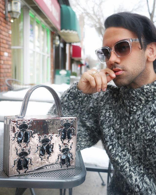 sssourabh's tweet photo. don’t bug me. 🐞 i am allergic to stupidity and break out in sarcasm. .
10% off @simitridesigns with ‘Sourabh’.
.
👕 @ralphlauren 📷 @jabberwowie
#menswear #menstyle #mensstyle #clutchbag #mensfashion #menwithstyle #winterstyle #sweaterweather #winterf… https://t.co/NZNLpsUG4s https://t.co/XtSlYdyO59