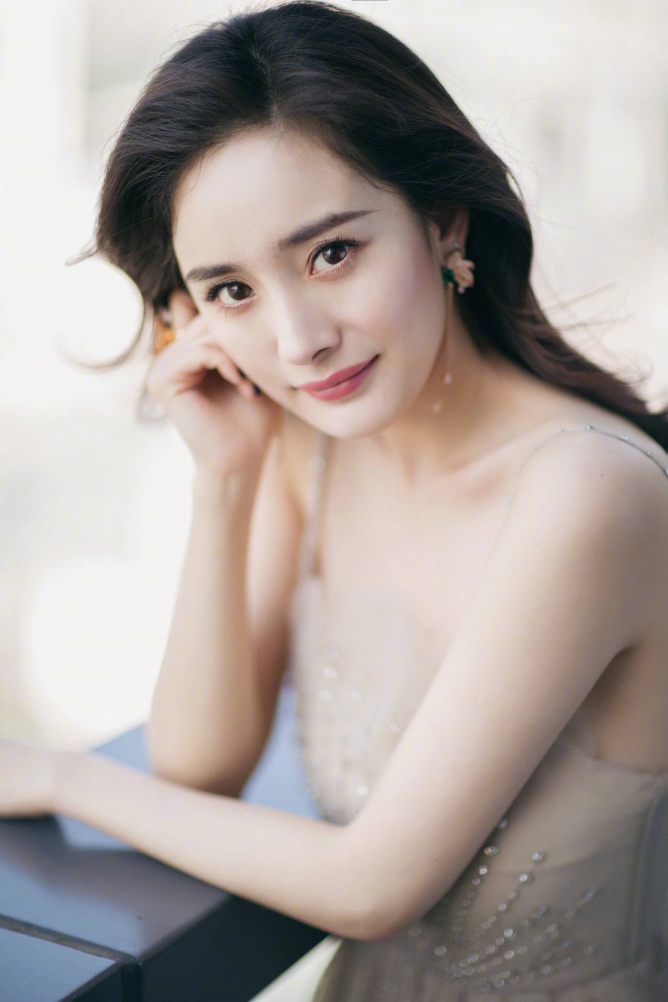 c-drama tweets on Twitter: "Yang Mi in Gucci for the 2018 ...