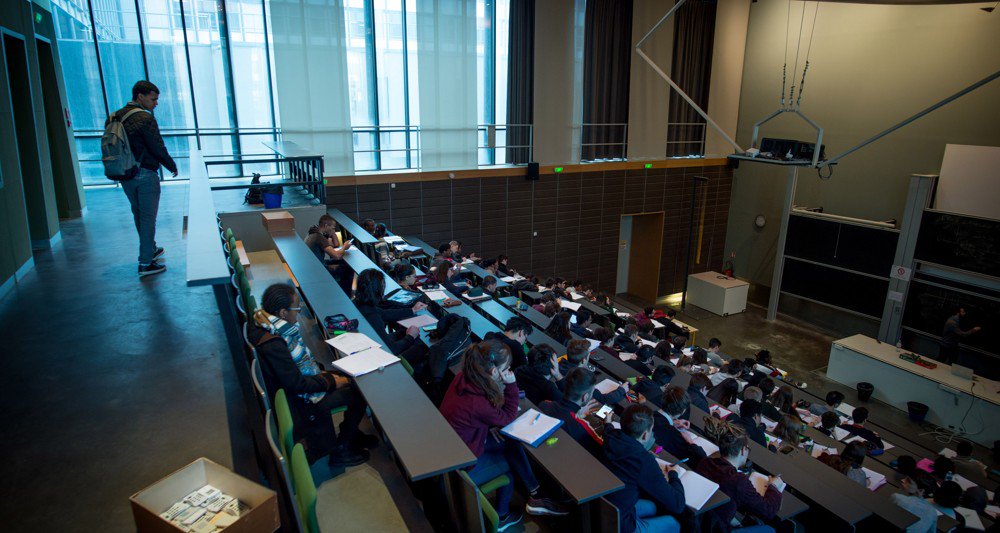 [Lecture 🗞️]
Parcoursup : la grosse complexité que redoutent les universités pour trier les dossiers. ➡️urlz.fr/6Ioe
cc @UNLnational <a href="/SGL_National/">Lulu Loire</a> <a href="/UNEF/">UNEF</a> <a href="/PDE_Etudiants/">PDE</a>