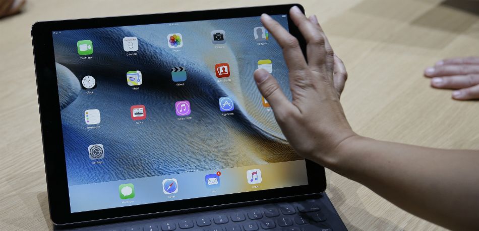 TechNewsbit's tweet image. #Apple #iPad & Other #Tablets Can Now Call #AmazonEcho #Devices Using #Alexa App: mambolook.com/link/16184232, mambolook.com/amazon-echo
