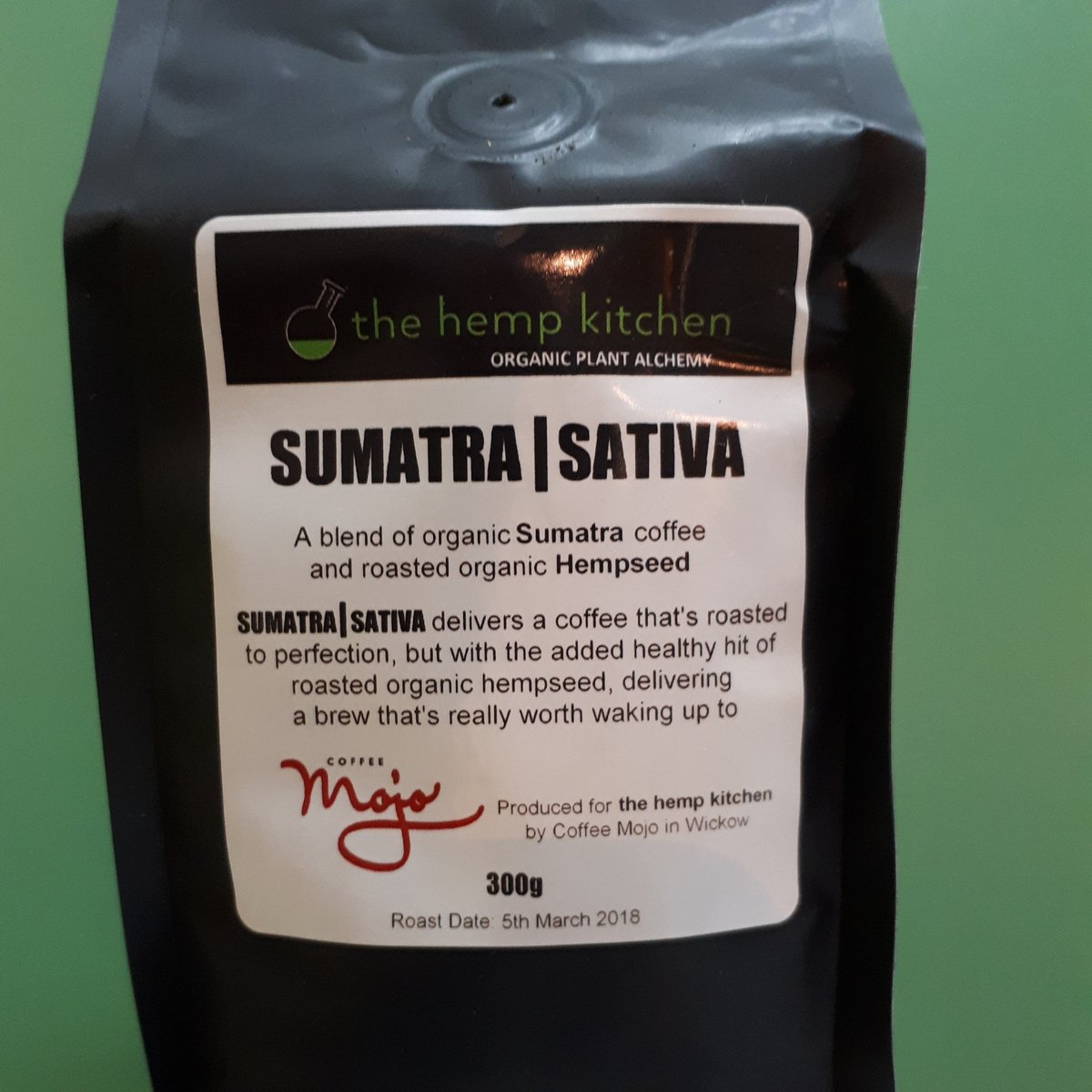 LOVINGLY PREPARED IN THE HEMP KITCHEN  SUPER NUTRITIOUS ROASTED ORGANIC HEMP SEEDS BLENDED WITH ORGANIC COFFEE.
NOW ENJOY THE HEALTHY TASTE OF HEMP COFFEE AT HOME.
#thehempkitchen #delicioushempcoffee #thehempcompany
