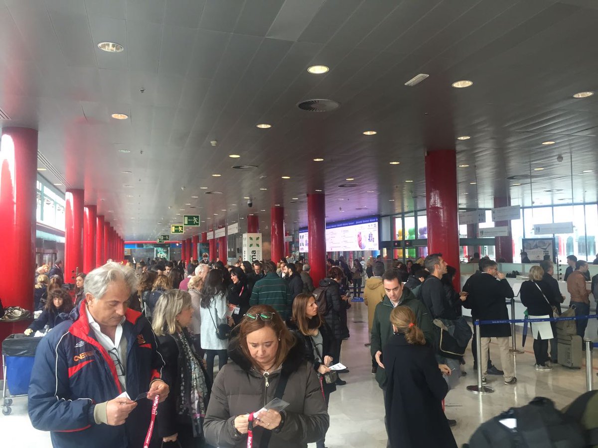 eSHealth's tweet image. Inicia INFARMA MADRID 2018. Ponencia: Microbiota: la bacteria protectora por el Dr. @RobertoVimbert en la sala 3 Aulas de Actualidad profesional a las 11:30, invitado por @solgar_ES @infarma_es 

#Infarma2018 #Madrid #farmacia #farmacéuticos #ferias #congresos #ESHealth #Salud