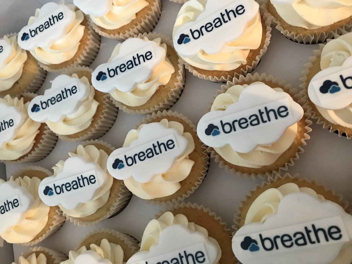 Pinkfluffcakes's tweet image. Corporate Cupcakes for breathe