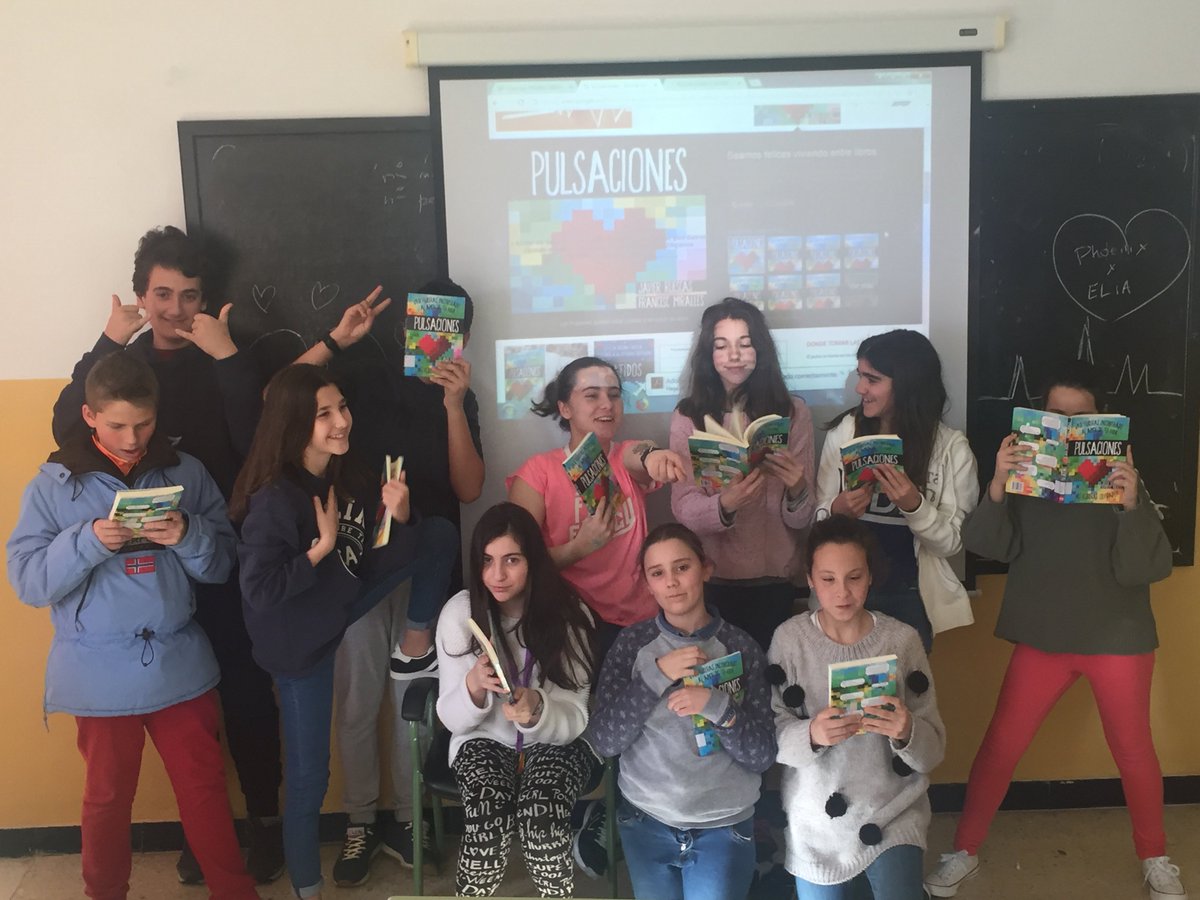 lenguaESO's tweet photo. Buda dice: "Así nos hemos quedado después de acabar Pulsaciones". Nos ha encantado y queremos más👏 #Pulsaciones #Latidos @javier_ruescas @frmiralles #IESVillajunco https://t.co/deEawsrCbj