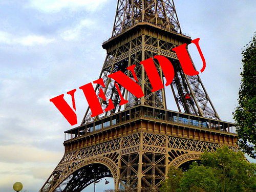 1jour's tweet photo. #13_mars 1925 : Victor Lustig vend la tour Eiffel | https://t.co/2GXepzWYYx https://t.co/icmwuarZX6