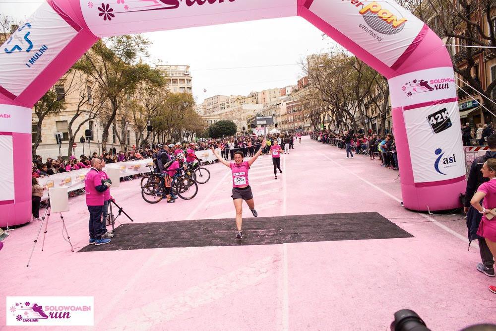 SoloWomen Run Cagliari – La Sardegna è donna runningcharlotte.org/2018/03/13/sol…