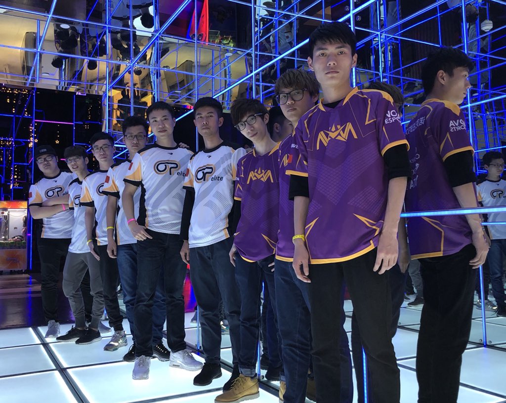 AY (战战) tweet media