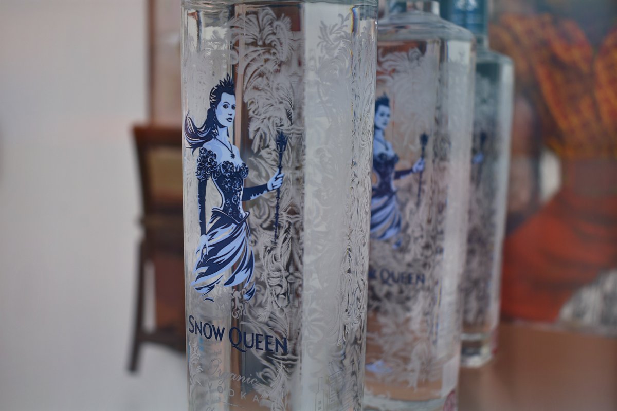 "See the world from a different angle" #TuesdayMotivation #snowqueenvodka #organic