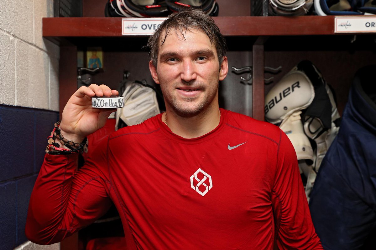 Fourth-fastest to 600 goals.

Only one Great 8. #600VI