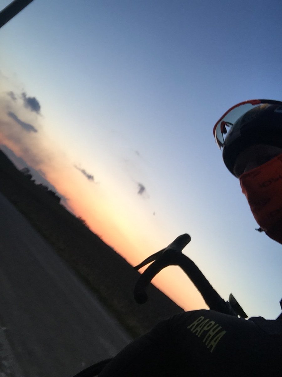 velo_actifs's tweet photo. Les grands gagnants de notre concours photo #Vortexchallenge ! Objectif : démontrer qu'il est agréable de rouler à vélo même en hiver.
https://t.co/Kbwk4TQY07 https://t.co/XaQ13vkt0P