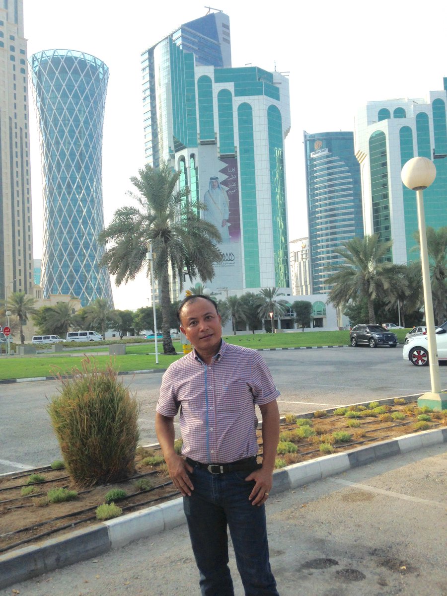 TrncTi8's tweet photo. Stopover at Quatar https://t.co/LGiyLIyfpK