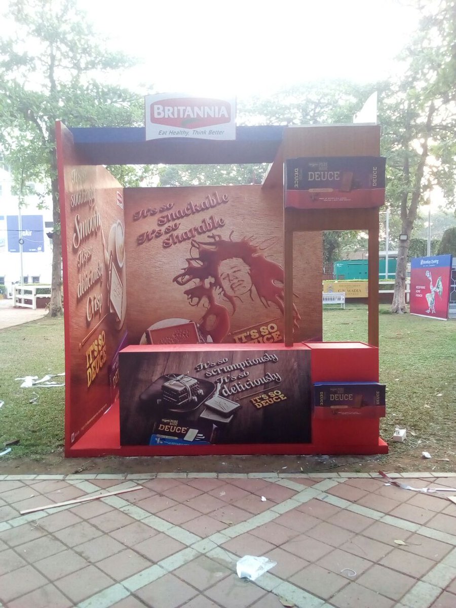 flames_event's tweet photo. @BritanniaIndLtd participated in the C. N. Wadia #GoldCup2018 #HorseRace which had arranged by @flames_event 
#Britannia #FlamesEventsandActivation #EntertainmentEvent #RaceCourse #Mumbai @rwitcmumbai 
https://t.co/V6w5X7CbsY https://t.co/kc6S0qObP5