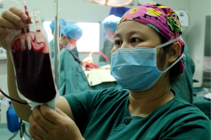 GlobalBloodFund's tweet photo. Chinese crackdown on "blood heads" causes shortages in Beijing.  https://t.co/dNxBbPXbHL https://t.co/xndSrb5f5H