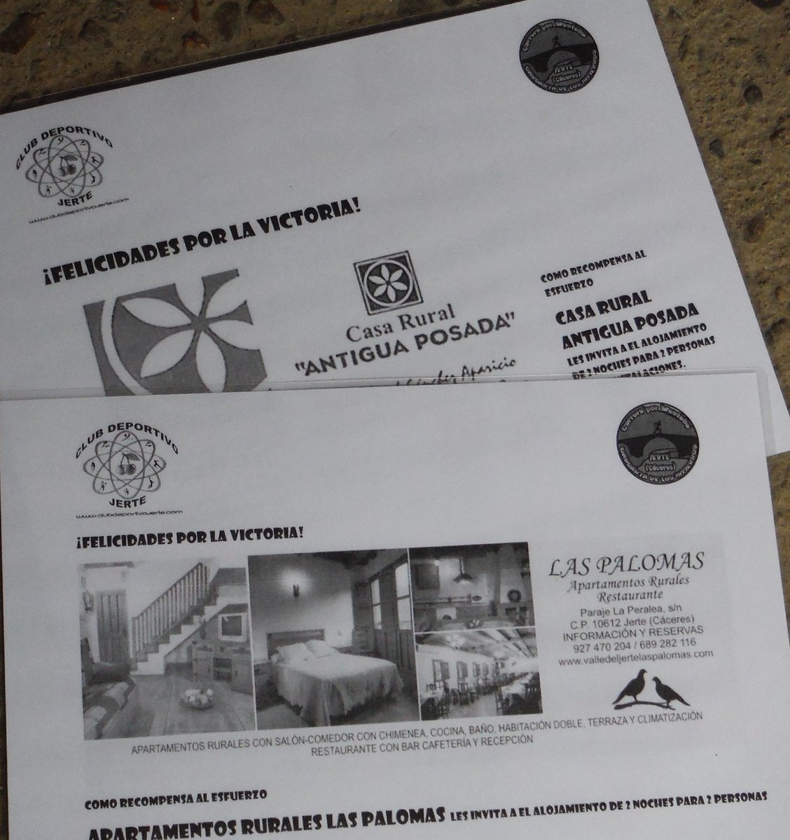 ¡Y más y más trabajo!
Seguimos recibiendo material, bolsas del corredor de Jertezas, material multimedia de <a href="/CreativeLabs/">Creative Labs</a>, camisetas de voluntarios de <a href="/Campo_y_Tierra/">Campo y Tierra</a> y premios para ganadores de la Casa Rural Antigua posada y de los apartamentos rurales Las Paloma. ¡Come On!