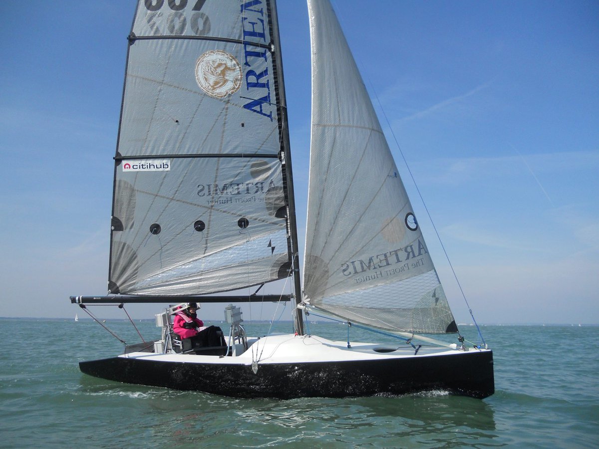 ChrisCourt365's tweet photo. Doing a bit of work on a website for @miss_isle this morning. I was sent this image to put up on her website. Can't wait to get back out on the water #sailing #cowes @CowesYachtHaven https://t.co/f1fccWBhCT