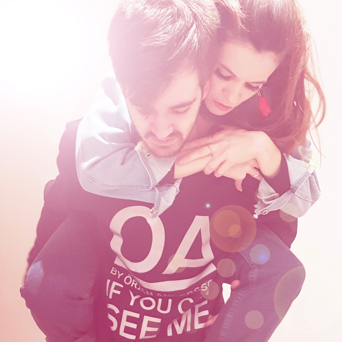 Pinmorella's tweet image. 🇬🇧 My favourite bro 🇪🇸 Mi hermano favorito del mundo mundial
#orjanandersson #denim #ootd #blogger #pinmorellasworld