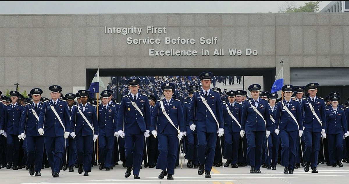TreRamsey2's tweet photo. So proud and grateful to say that I have received my offer of appointment to the United States Air Force Academy C/O 2022 ππΎ! https://t.co/VojFw133VZ