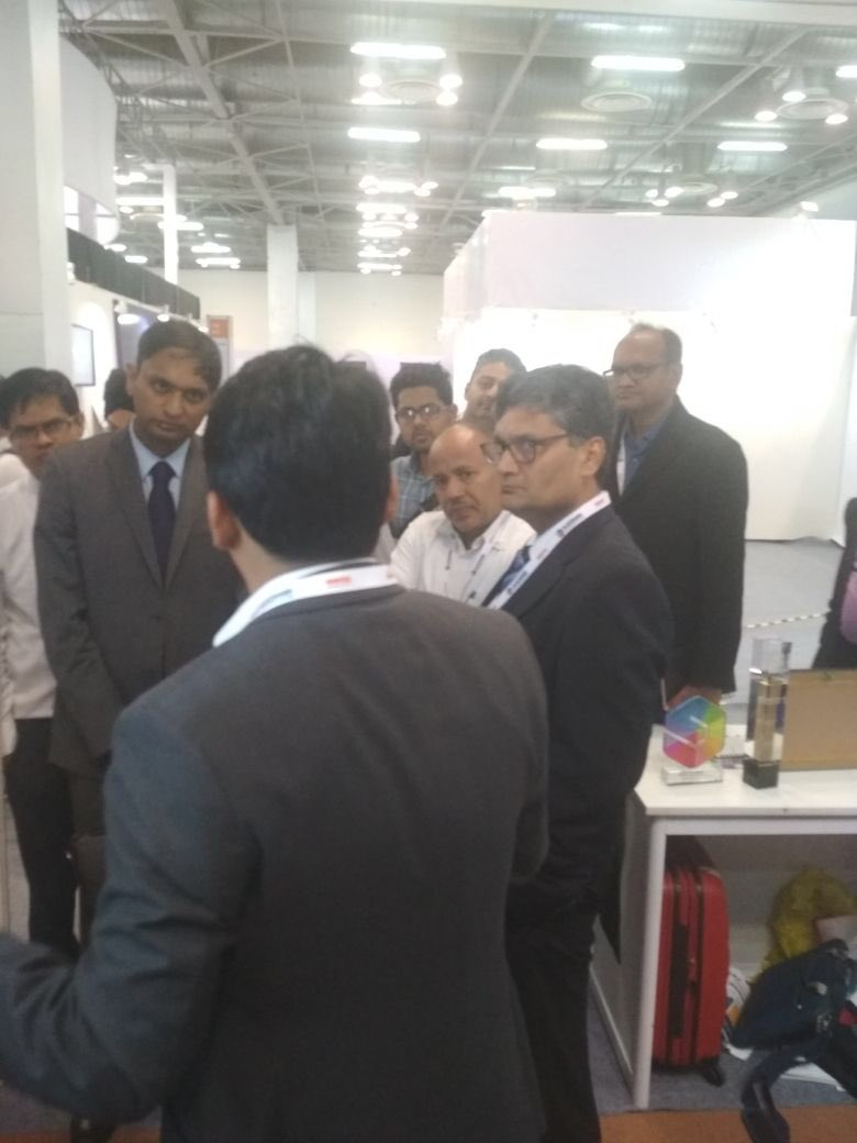 AoTPvtLtd's tweet photo. Thank you @ElecramaLive  and Shri @Karia06Vijay for giving us opportunity to articulate our solution to esteemed delegates from the industry. Hope they were impressed with simplicity #Autofy brings to automation ! #Elecrama2018 #AutofyurHome https://t.co/U2hbQCCGkV