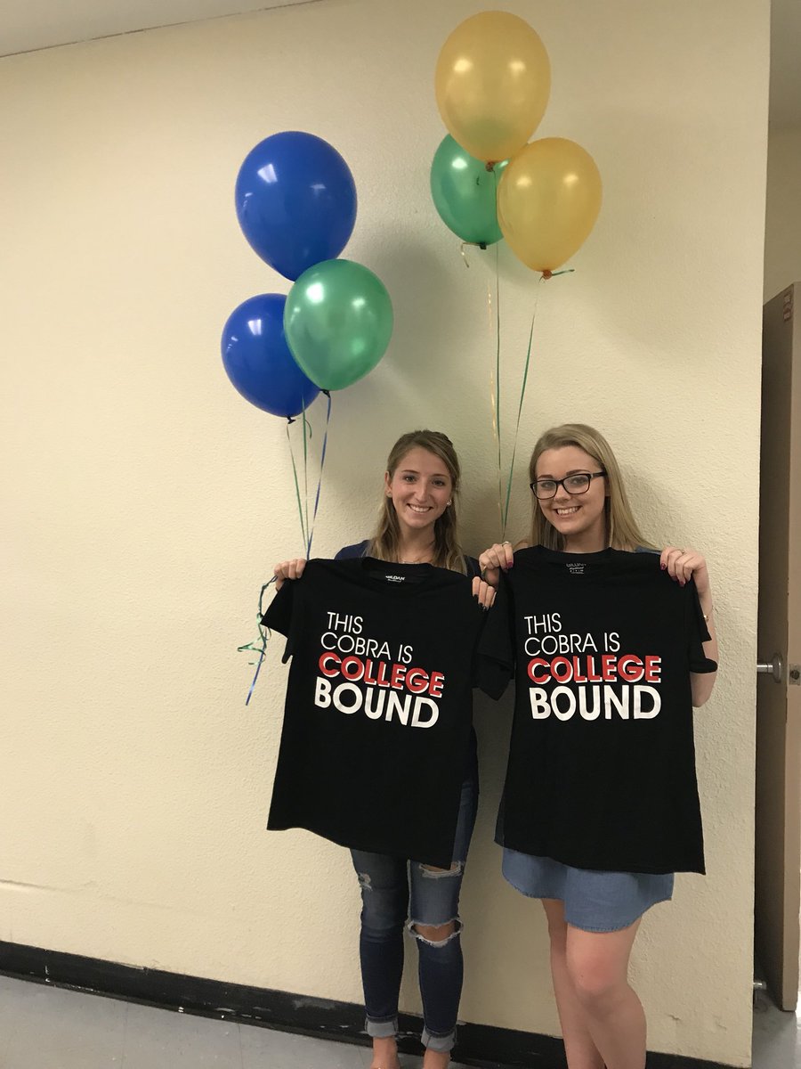 _yflynn's tweet photo. College Bound Cobras Alert 🐍🚨These seniors are awesome and we are super proud of them!!! Olivia Dimonda @ODimonda was accepted @FGCUEagles, Hannah Harris and Molly Bissell @bissellmolly were accepted to @SaintLeoUniv and James Buehrig to @USouthFlorida !!! https://t.co/T1SshThlOg