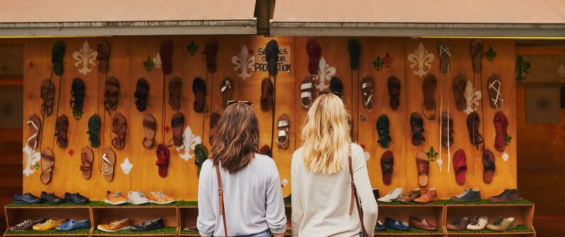 Thanks @shopify, these are some great steps to follow to get your window displays to turn heads and drive foot traffic. buff.ly/2FxBV0s

#Retail #WindowDisplays #CustomerExperience