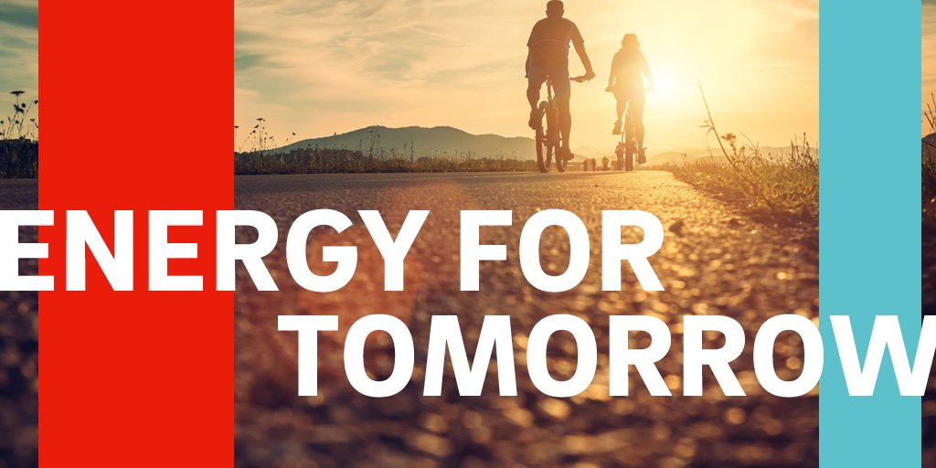 EON_SE_en's tweet photo. Strategic focus for more profitable growth: We are building strong financial foundations with the prospect for sustainable profit growth and attractive dividends. https://t.co/eSOfubUTR6 #EnergyForTomorrow https://t.co/9XhjU62ZiW