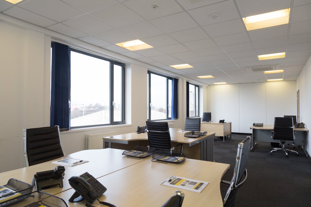 BizHubLiverpool's tweet photo. Are you looking for serviced office space? @BizHubLiverpool provide a reliable professional work space with broadband, phone &amp; reception service. #OfficeSpace #Liverpool https://t.co/00sRqNmLJY