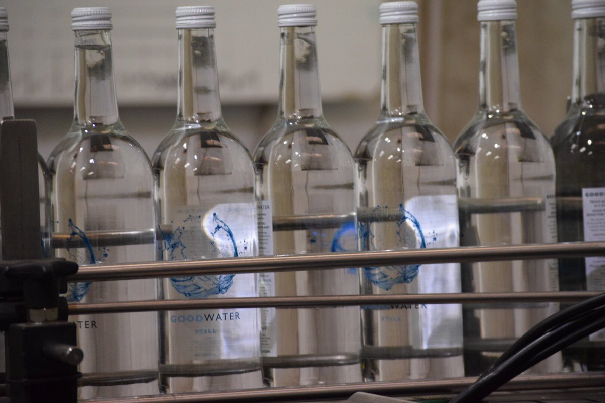 SimplyGoodWater's tweet photo. Good Water production line #water #cornishspringwater #BeatPlasticPollution https://t.co/BGF0NAVbol