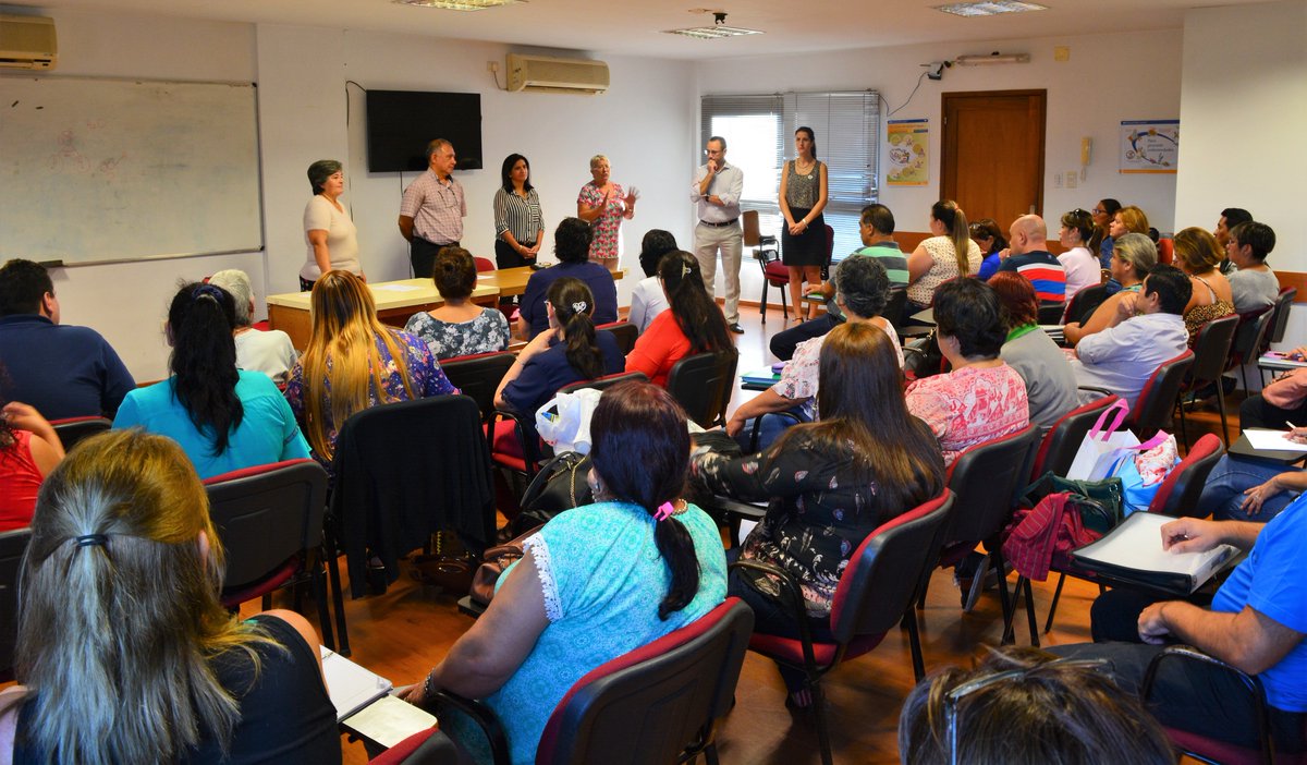 MisionesImes's tweet photo. #Bienvenidos #Ciclo2018 #SedePosadas
#Ahora Bienvenida a los estudiantes de la Tecnicatura Superior en Gestión Administrativa y Políticas Públicas y de la Tecnicatura Superior en Enfermería. https://t.co/Iw9XIbSyJ4