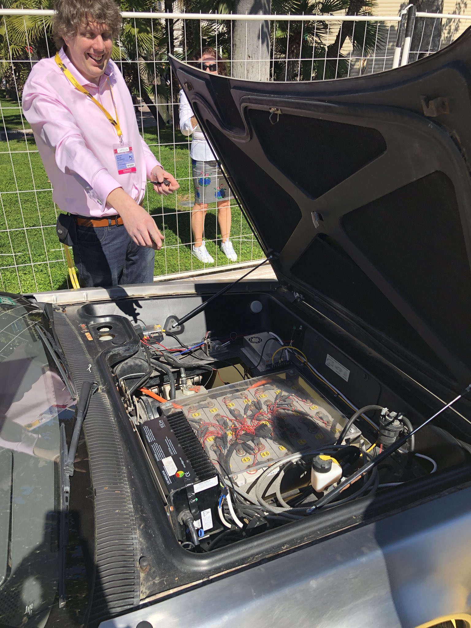 richland-energy-on-twitter-battery-powered-delorean-by-queensuniv