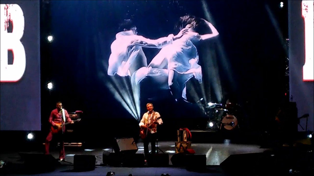 modnuetendencui's tweet image. Жми lucky.znaet.in На концерте группы ВВ | Вопли Видоплясова | Воплі Відоплясова dlvr.it/QKr3W2 #дополнительныйдоход