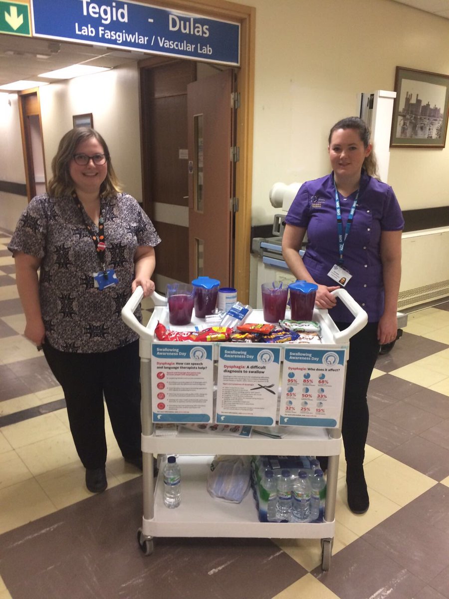 NMieszkowski's tweet photo. @BCUHB @RCSLTWales #SLT &amp; #dietetics promoting #nutritionandhydrationweek2018 in ysbyty Gwynedd. Ardderchog tîm! https://t.co/uWTFITqScv