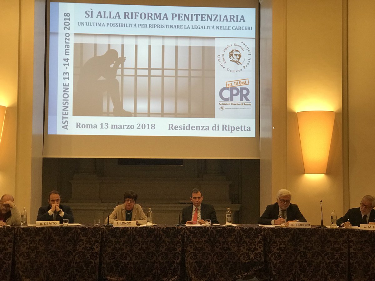 Qualche momento della manifestazione nazionale delle <a href="/CamerePenali/">Unione Camere Penali Italiane</a> in occasione dell’#astensionepenalisti per 
#ordinamentopenitenziario