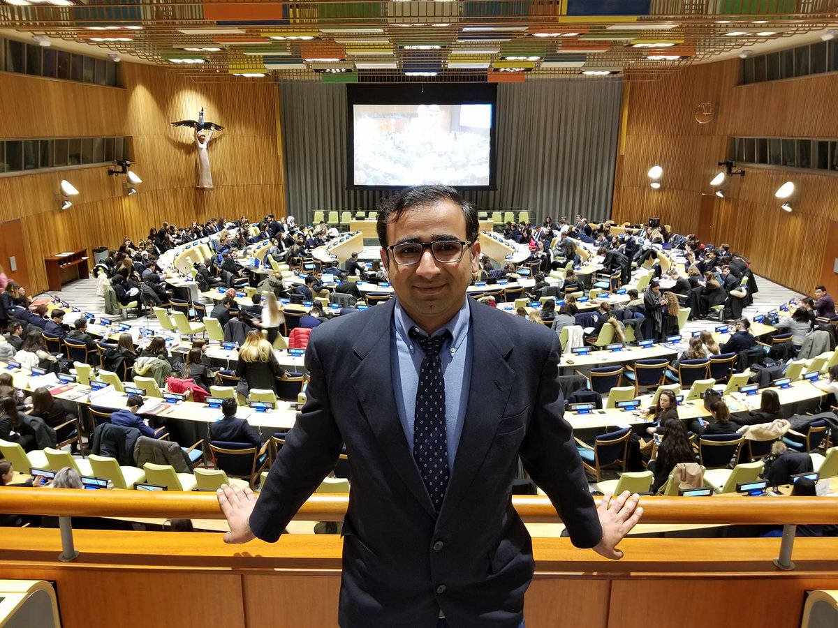 CCIProgram's tweet photo. Together with 2,000 other students, CCI students from @ScottsdaleCC networked with delegates and represented assigned countries to discuss global issues at @FWWMUN. It was a great opportunity to practice diplomacy skills &amp; learn more about international affairs. #ExchangeOurWorld https://t.co/4VcpKRADiU
