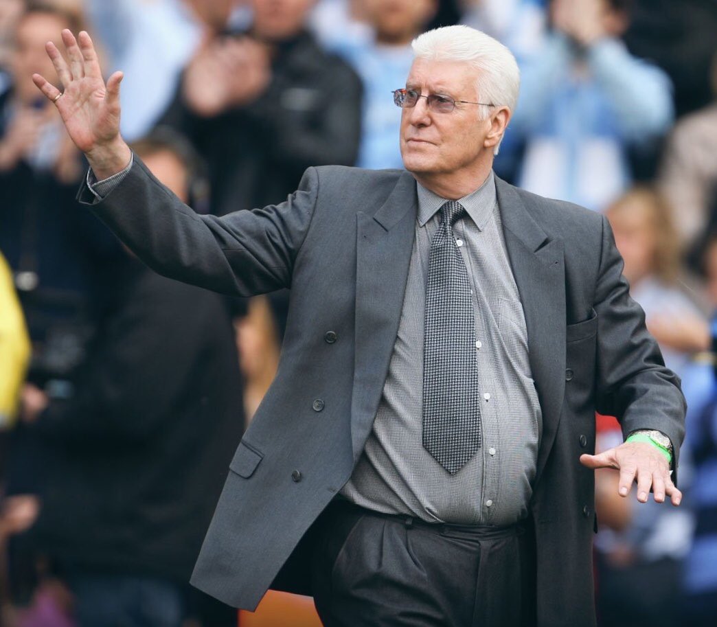 Saddened to hear of the passing of Ken Mulhearn. One of the biggest gentlemen I have ever come across in my life and always had a smile on his face. Never failed to make you laugh and listening to his stories of his career is something I will never forget! #RIPKen #shrewslegend